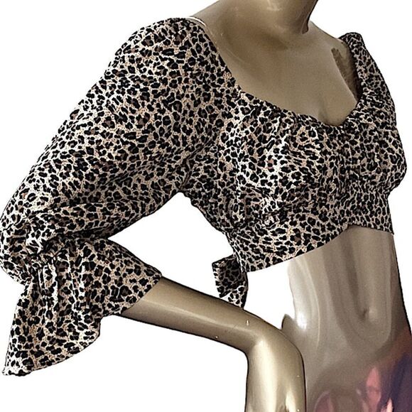 Cropped off the shoulder leopard top, sash ties in back or wrap around front - Picture 1 of 9